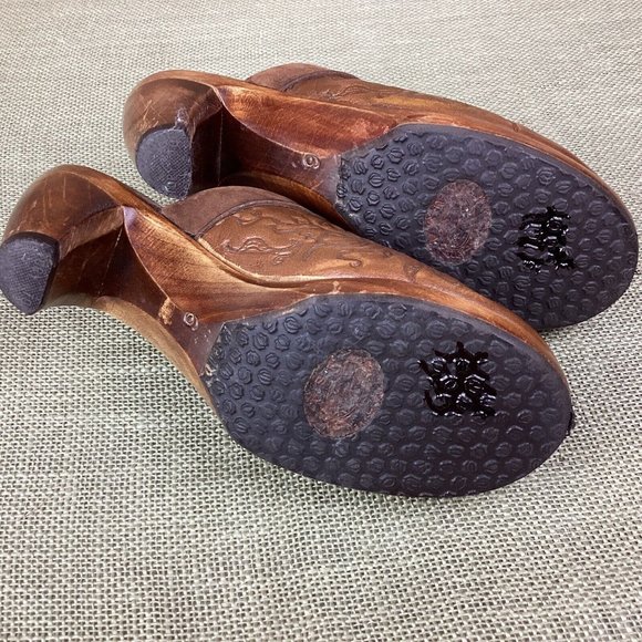 Salpy Leather Tooled Mules Clogs - Picture 10 of 10